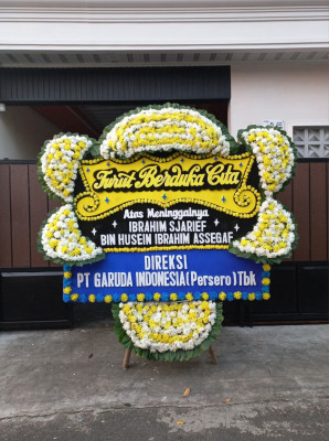 Papan Bunga Duka di Girian Weru Satu